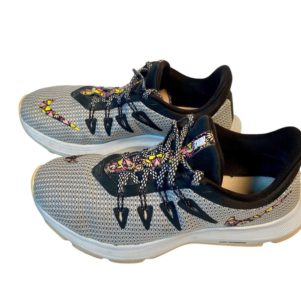 Nike Quest 2 Womens Grey Black Sneakers Floral Running Shoes BQ9267-100 Size 7.5
